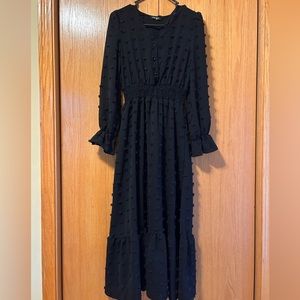 Women’s Boho Fashion Long Dress! Size: Small - Color: Black